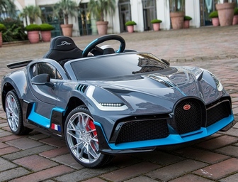 Bugatti DIVO HL338. Детский автомобиль на резиновых колесах.